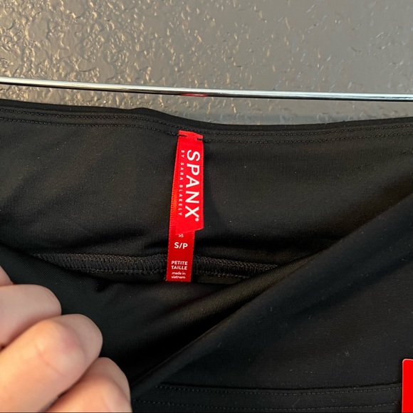 NWT Spanx black ankle length ponte leggings small petite - Picture 3 of 5